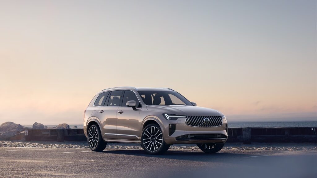 Volvo XC90, image 1