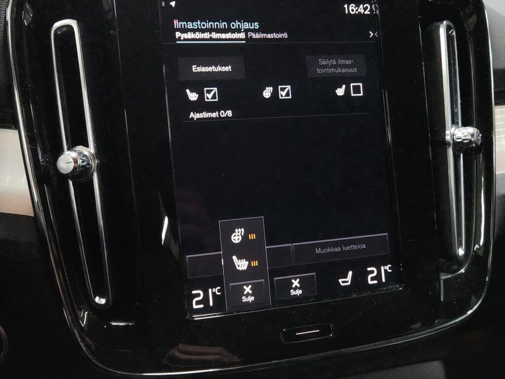 Volvo XC40, image 16