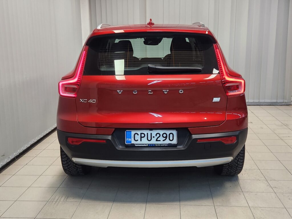 Volvo XC40, image 4