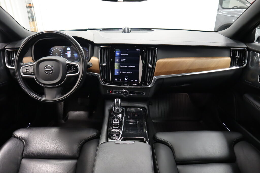 Volvo V90, image 8
