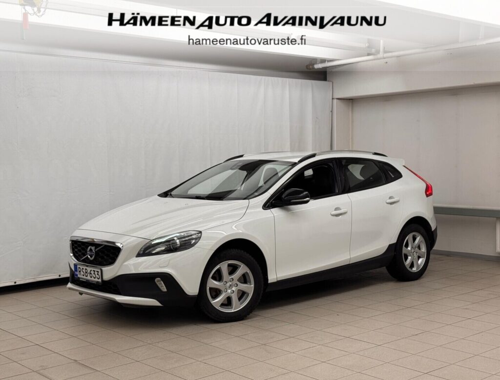 Volvo V40 Cross Country, image 1