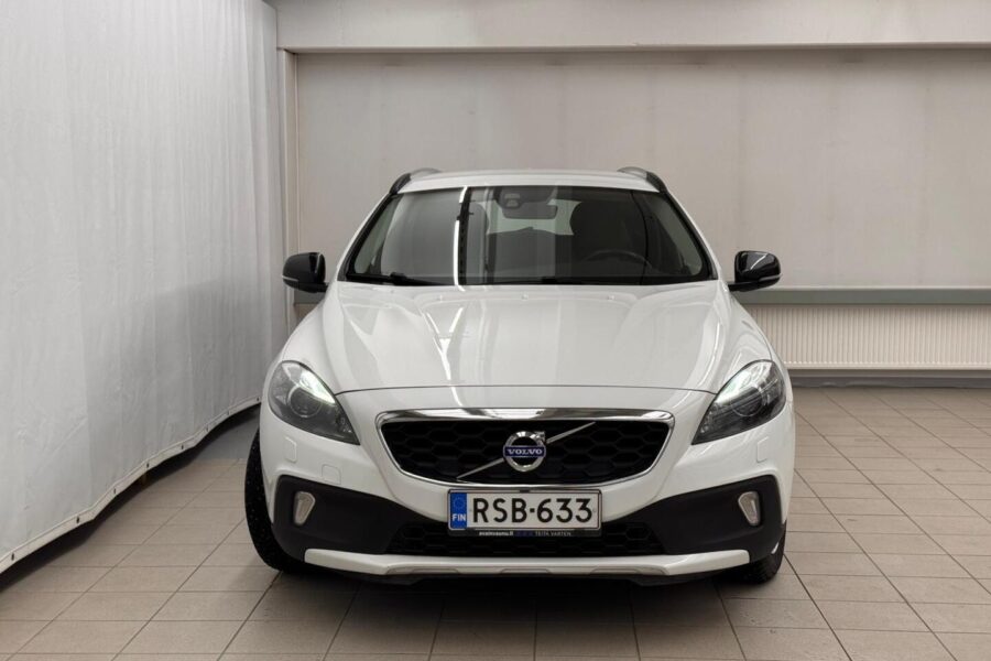 Volvo V40 Cross Country, image 2