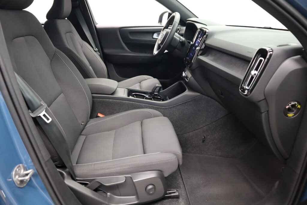 Volvo XC40, image 10