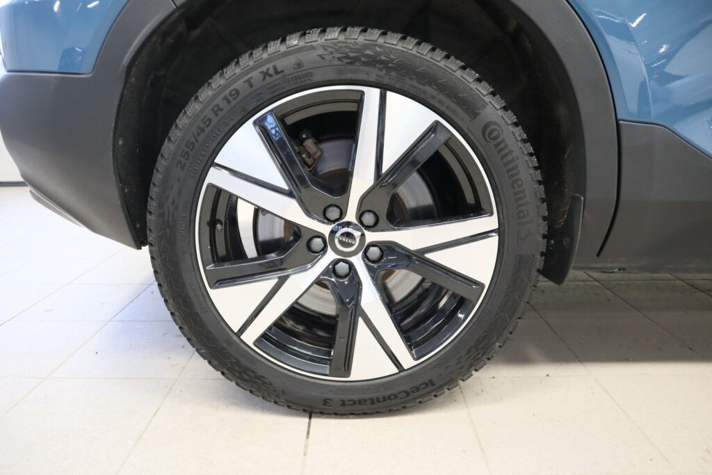 Volvo XC40, image 20
