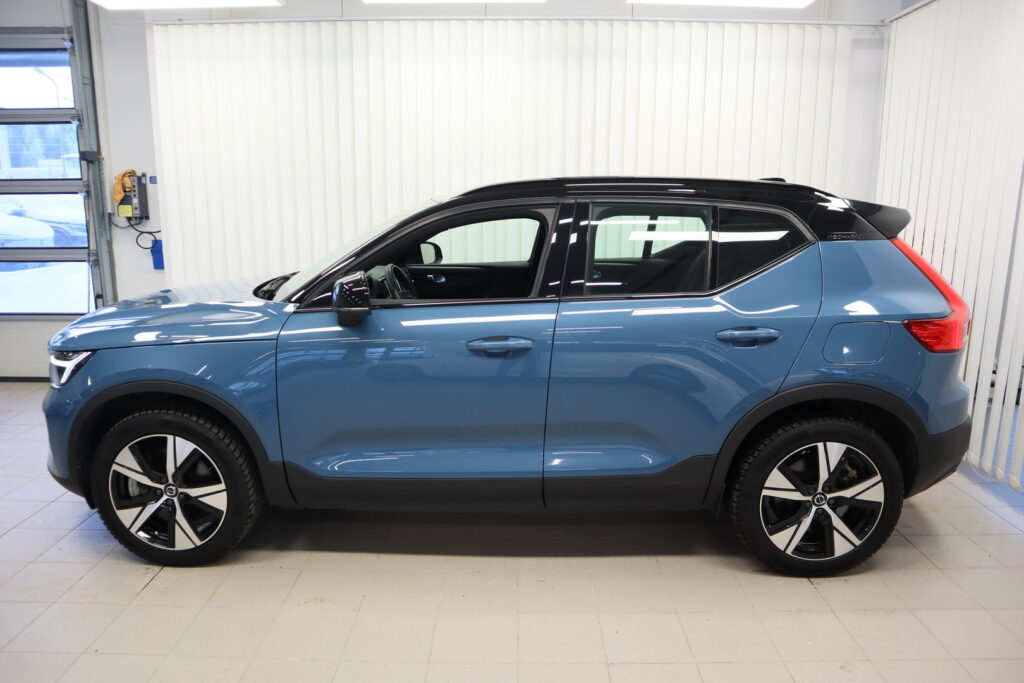 Volvo XC40, image 3