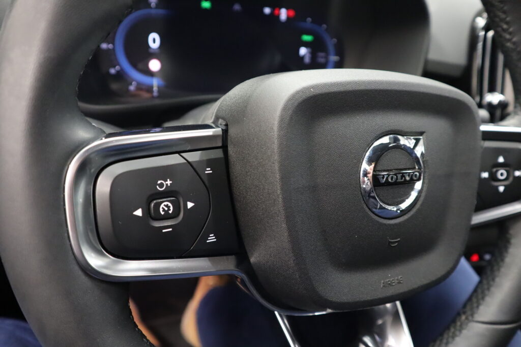 Volvo XC40, image 17