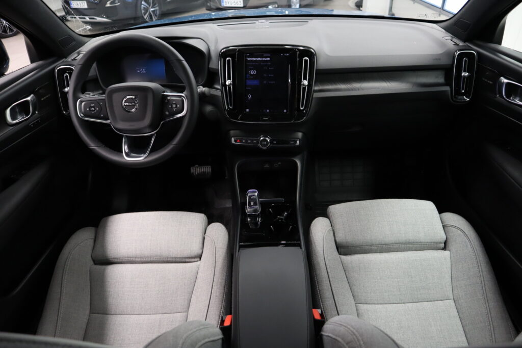 Volvo C40, image 12