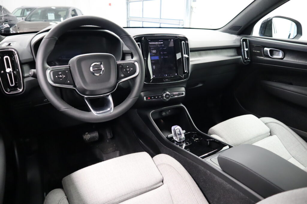 Volvo C40, image 14
