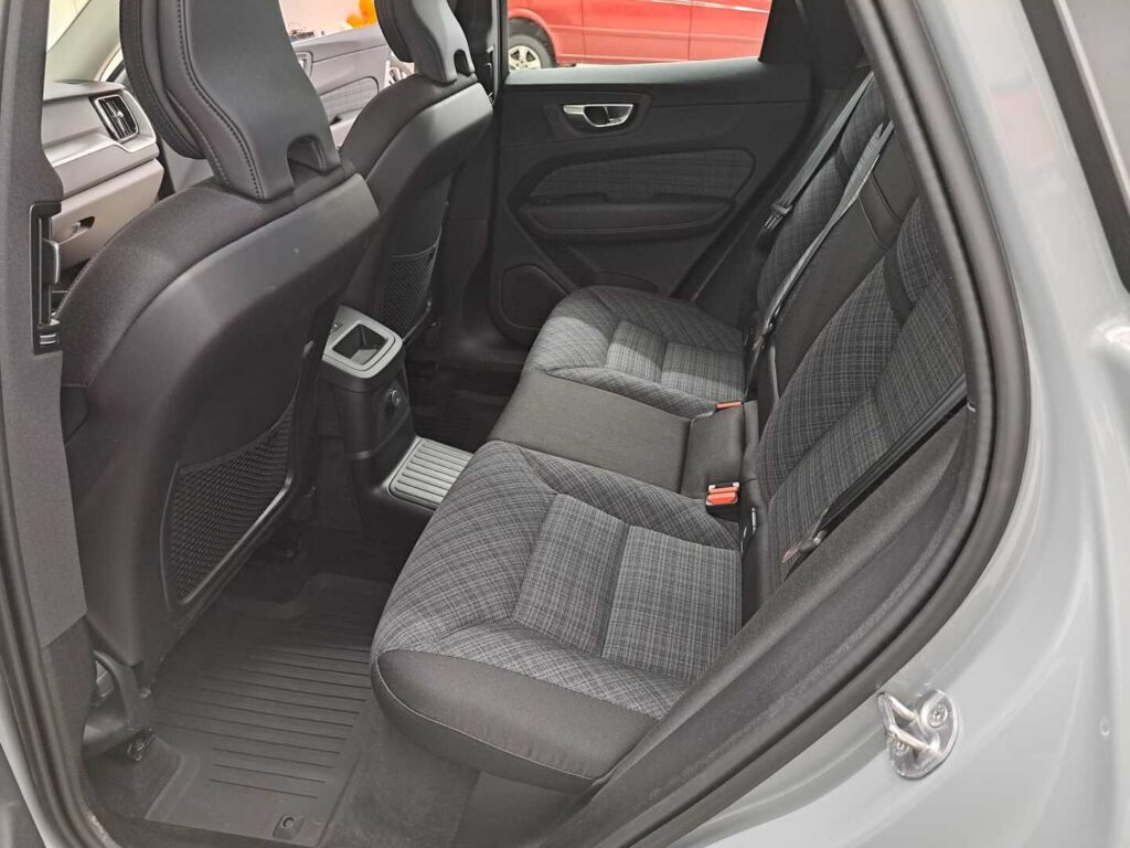 Volvo XC60, image 10