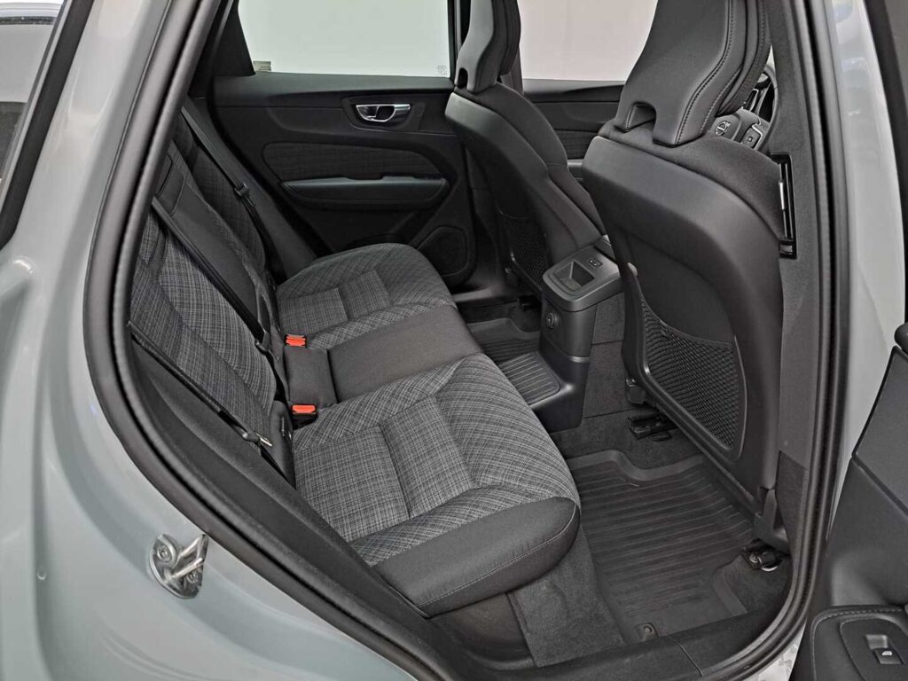 Volvo XC60, image 11