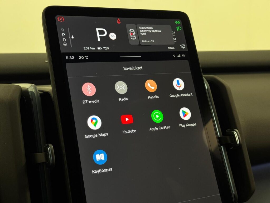 Volvo EX30, image 11