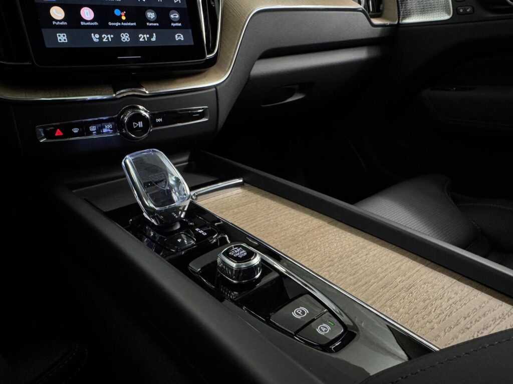 Volvo XC60, image 11