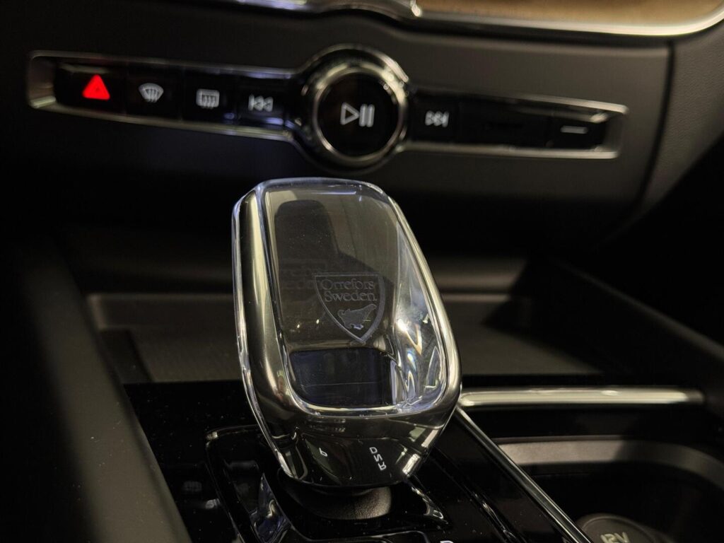 Volvo XC60, image 12