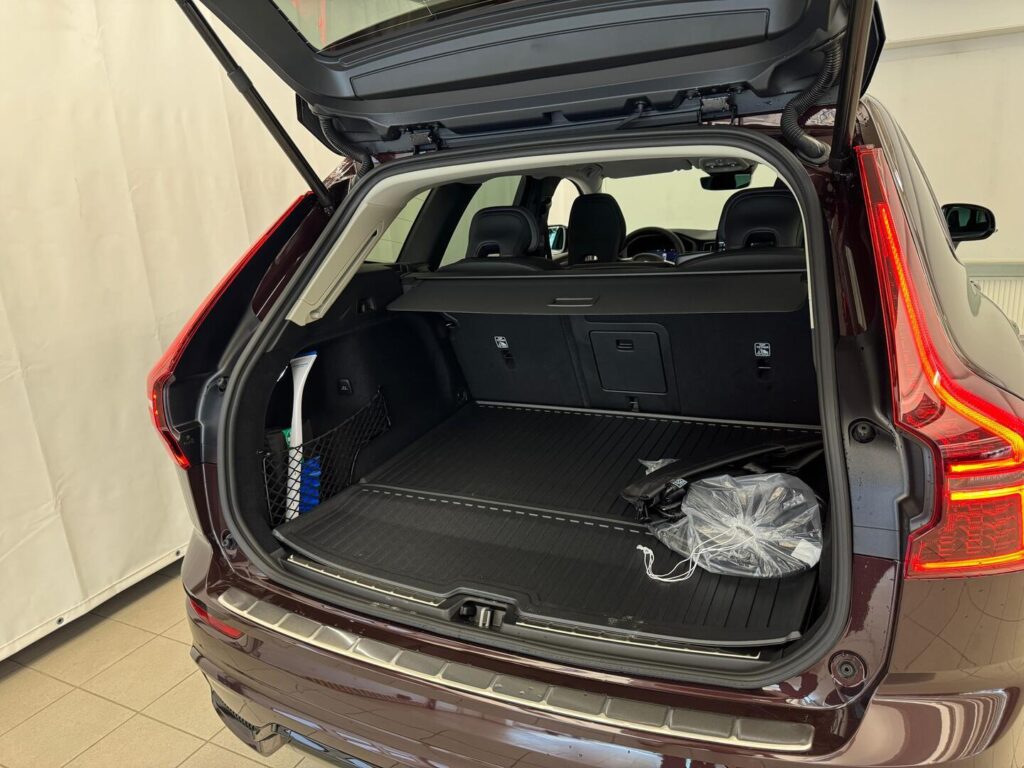 Volvo XC60, image 21