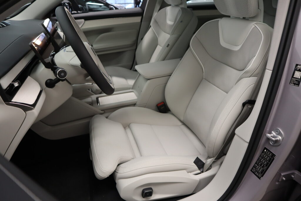 Volvo ES90, image 10