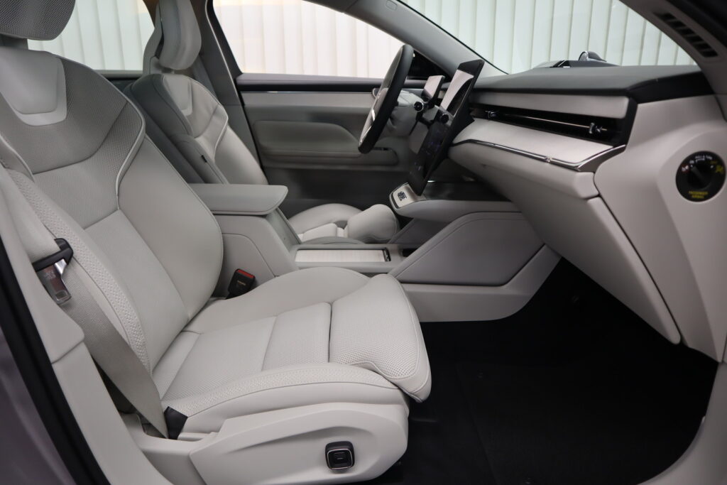 Volvo ES90, image 12