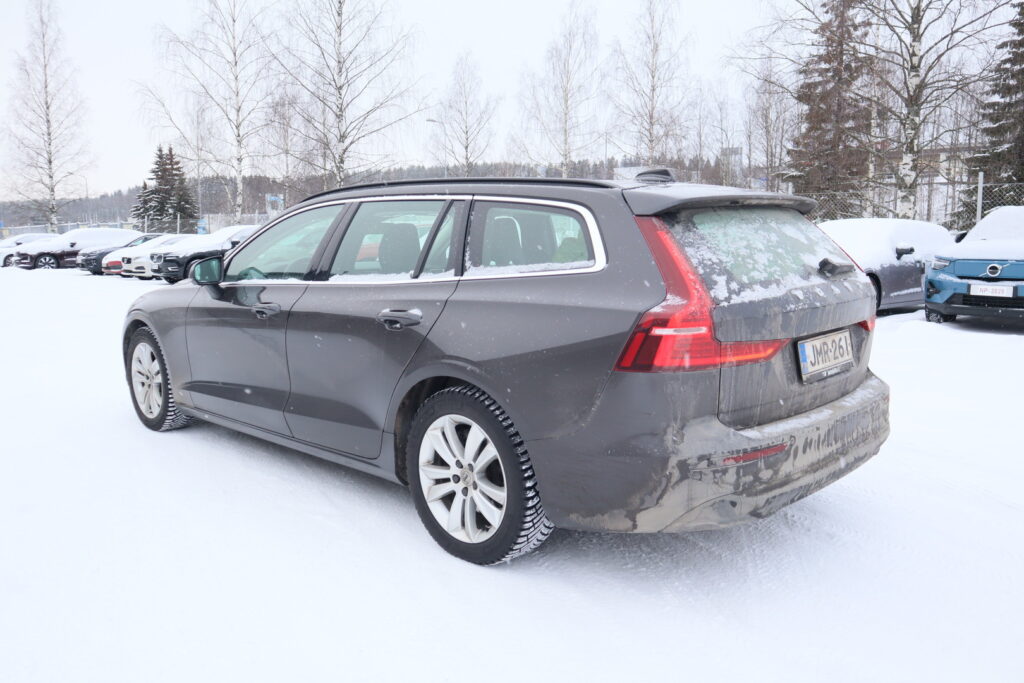 Volvo V60, image 2