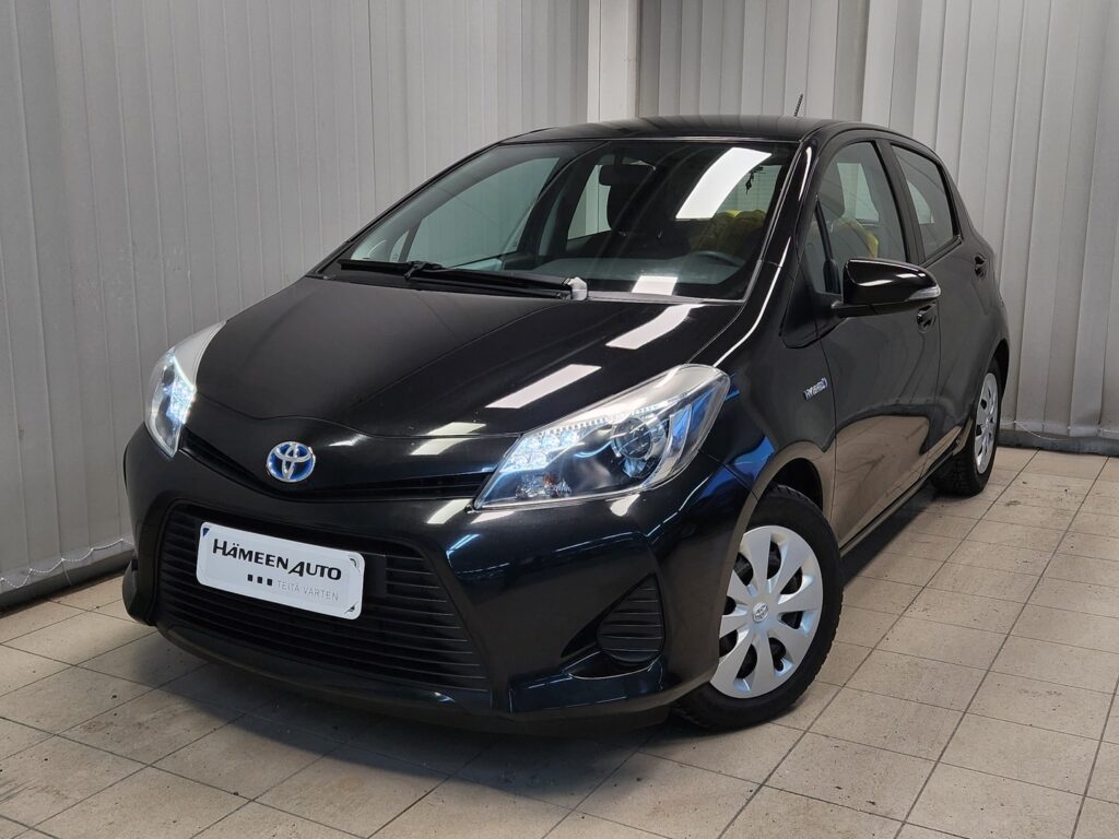 Toyota Yaris, image 2