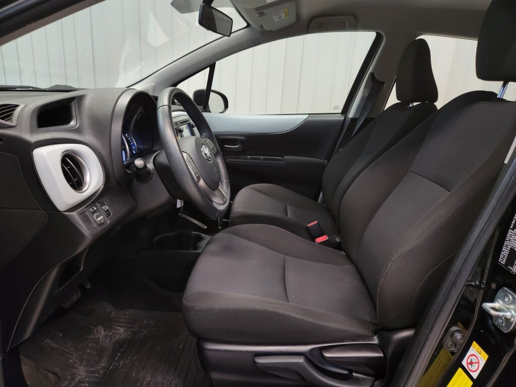 Toyota Yaris, image 6