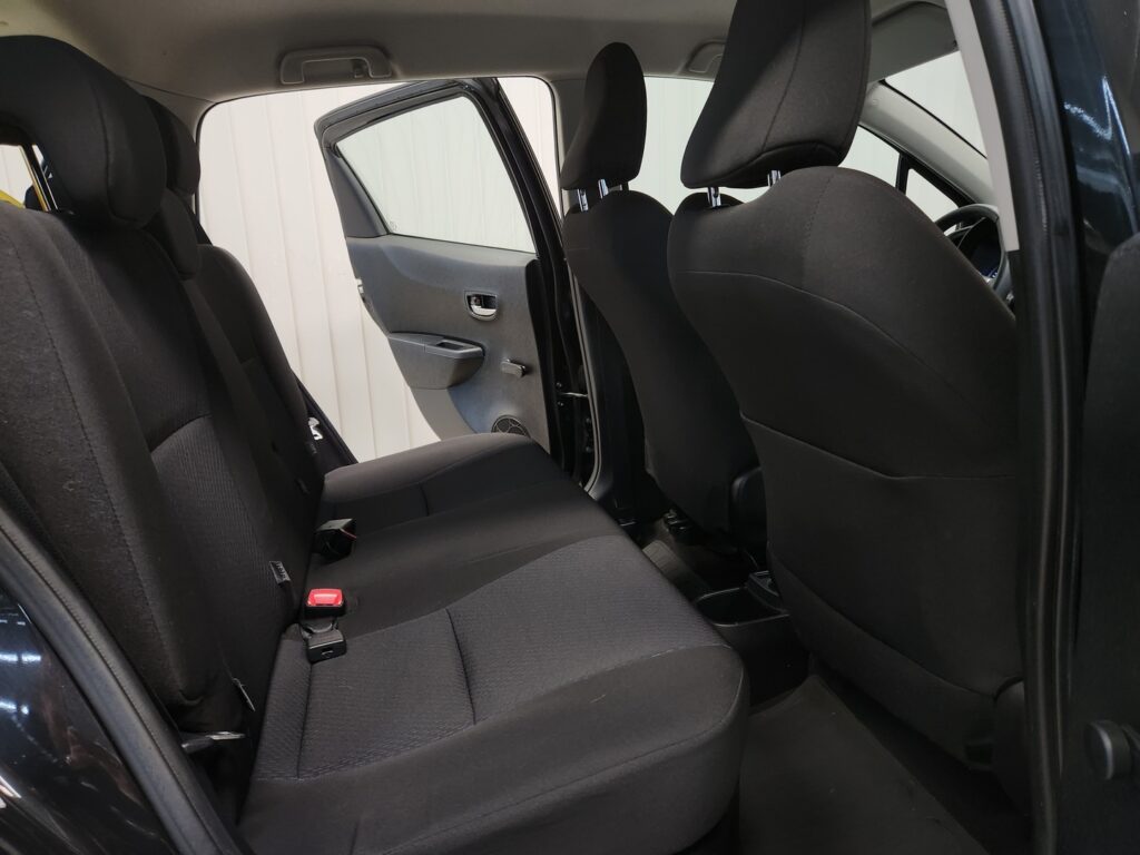 Toyota Yaris, image 8