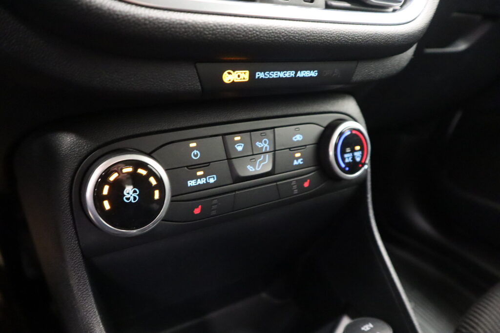 Ford Fiesta, image 14