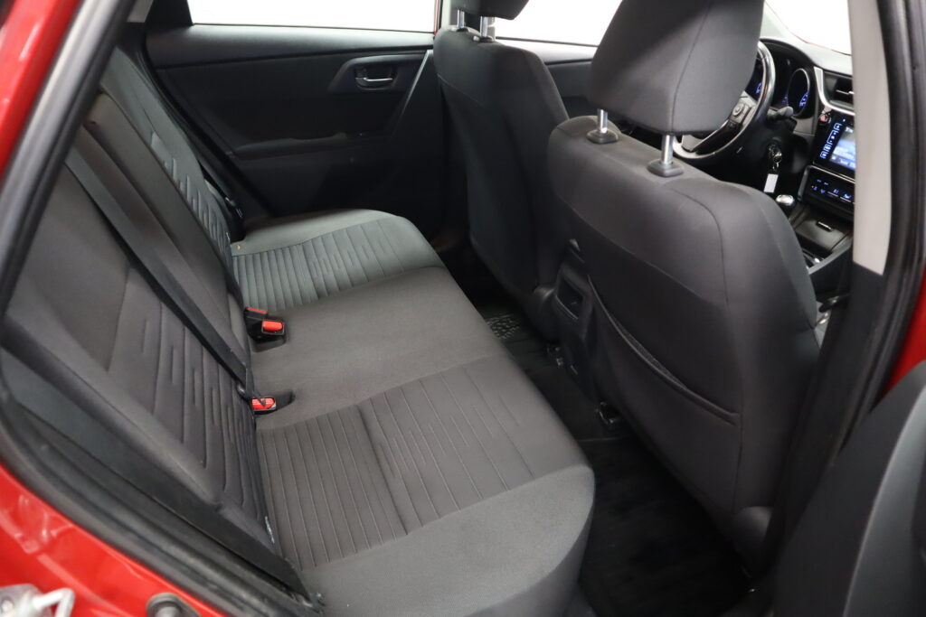 Toyota Auris, image 12