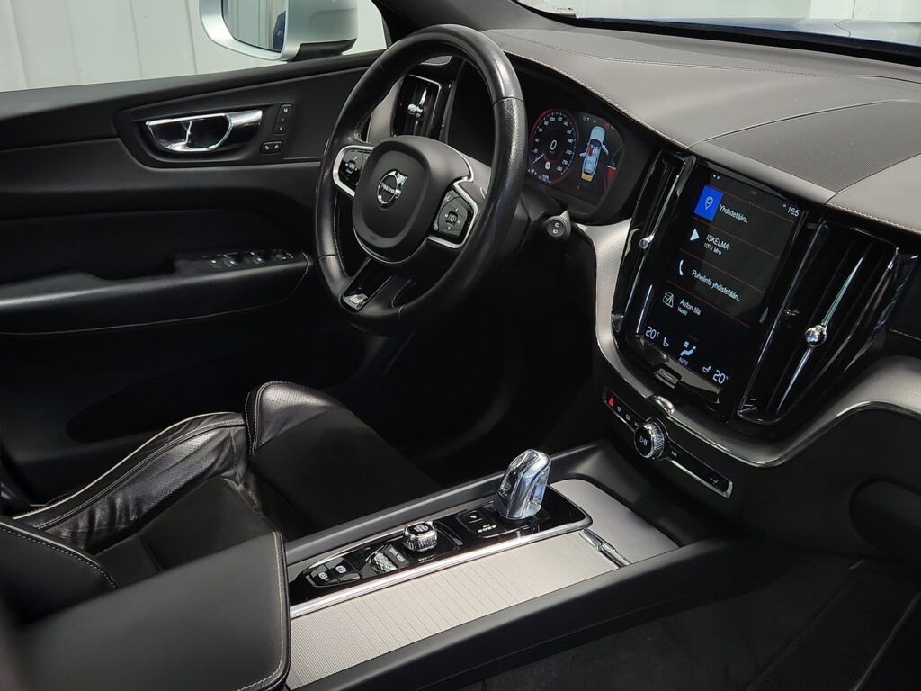Volvo XC60, image 10