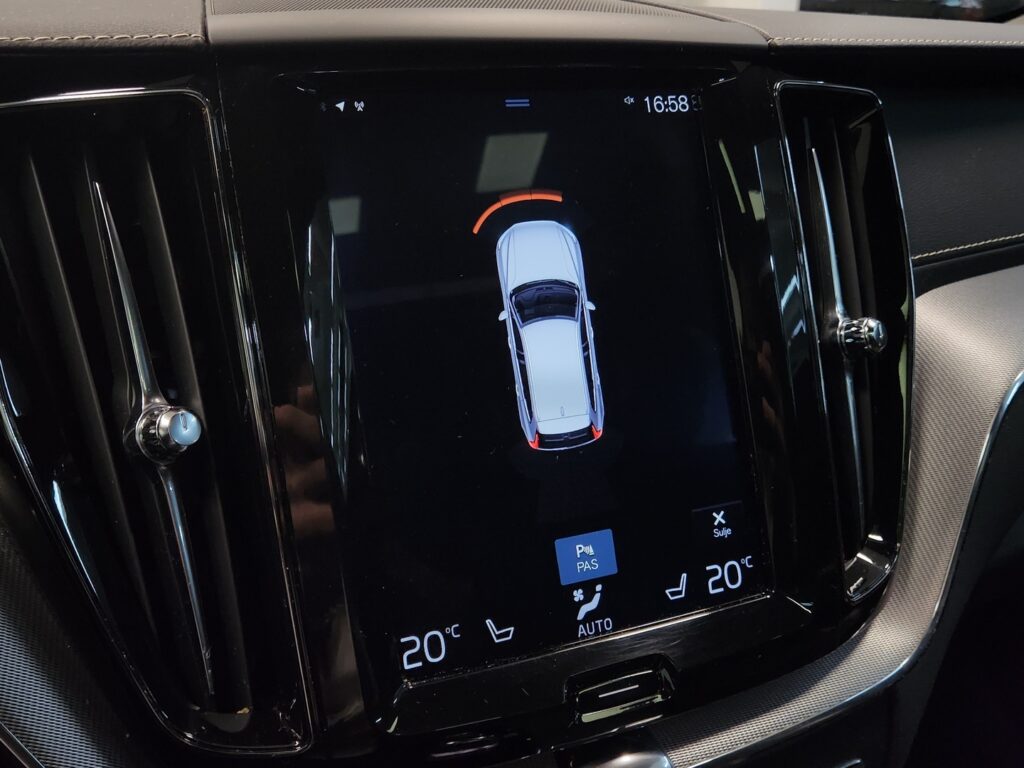 Volvo XC60, image 13