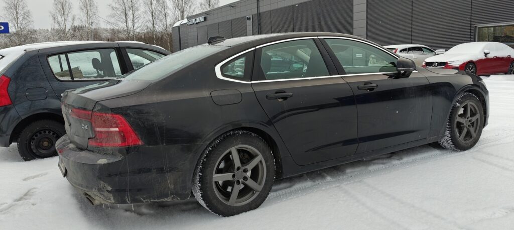 Volvo S90, image 2