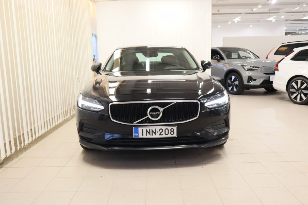 Volvo S90, image 2