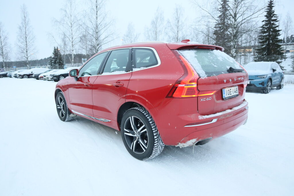 Volvo XC60, image 2