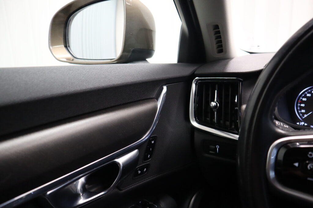 Volvo V90 Cross Country, image 7