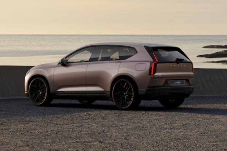 Volvo EX60, image 2