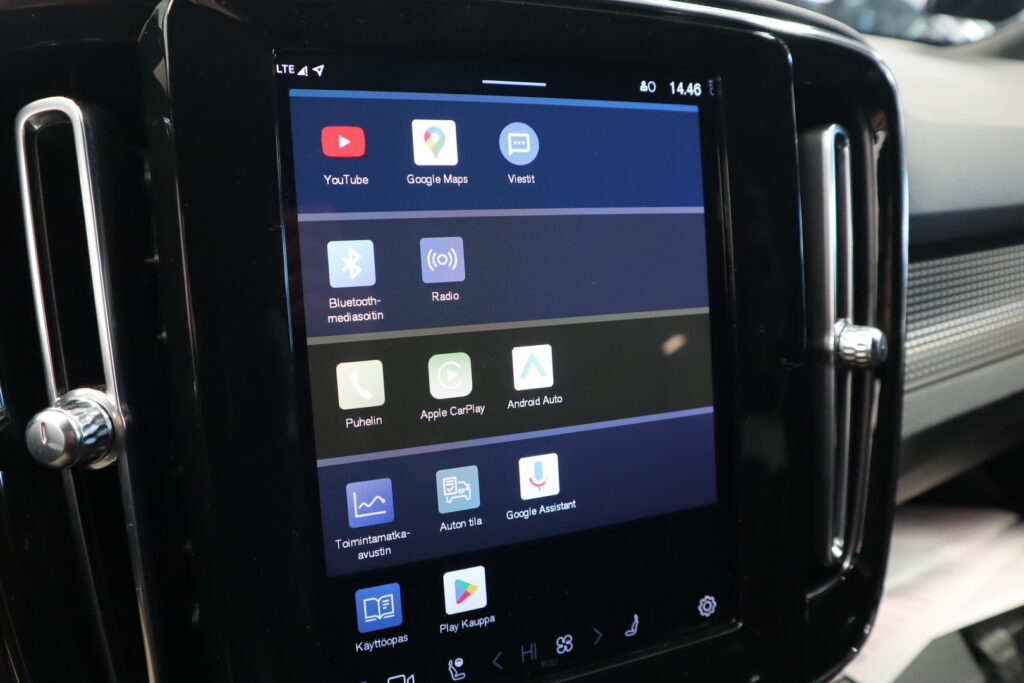 Volvo XC40, image 18