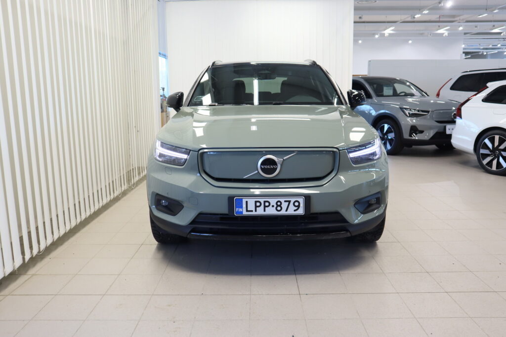 Volvo XC40, image 2