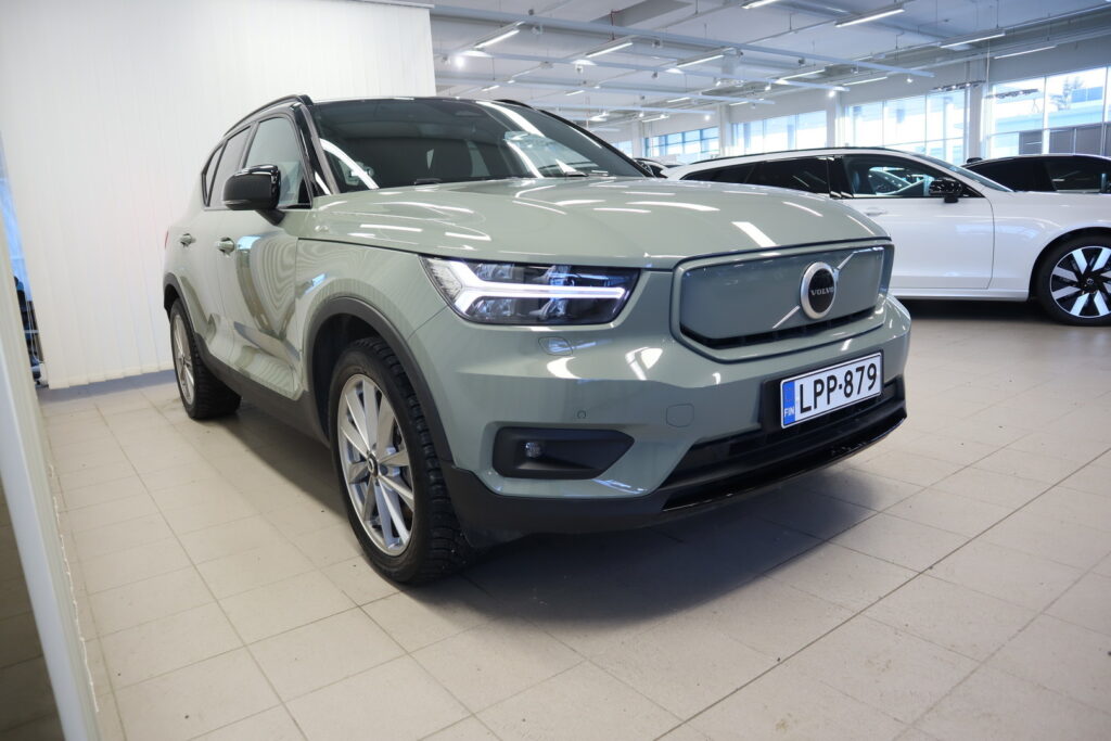 Volvo XC40, image 3