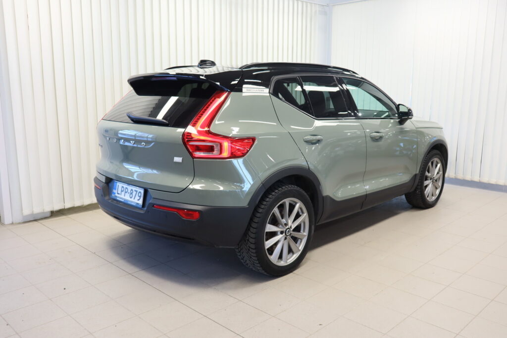 Volvo XC40, image 4