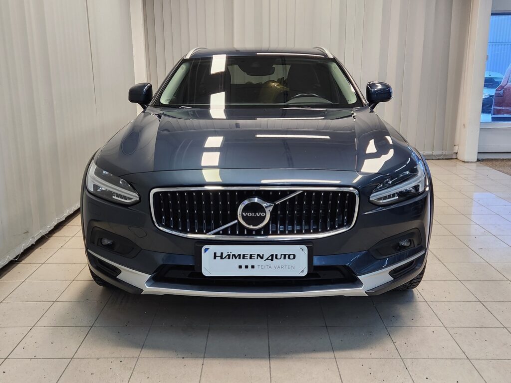 Volvo V90 Cross Country, image 3