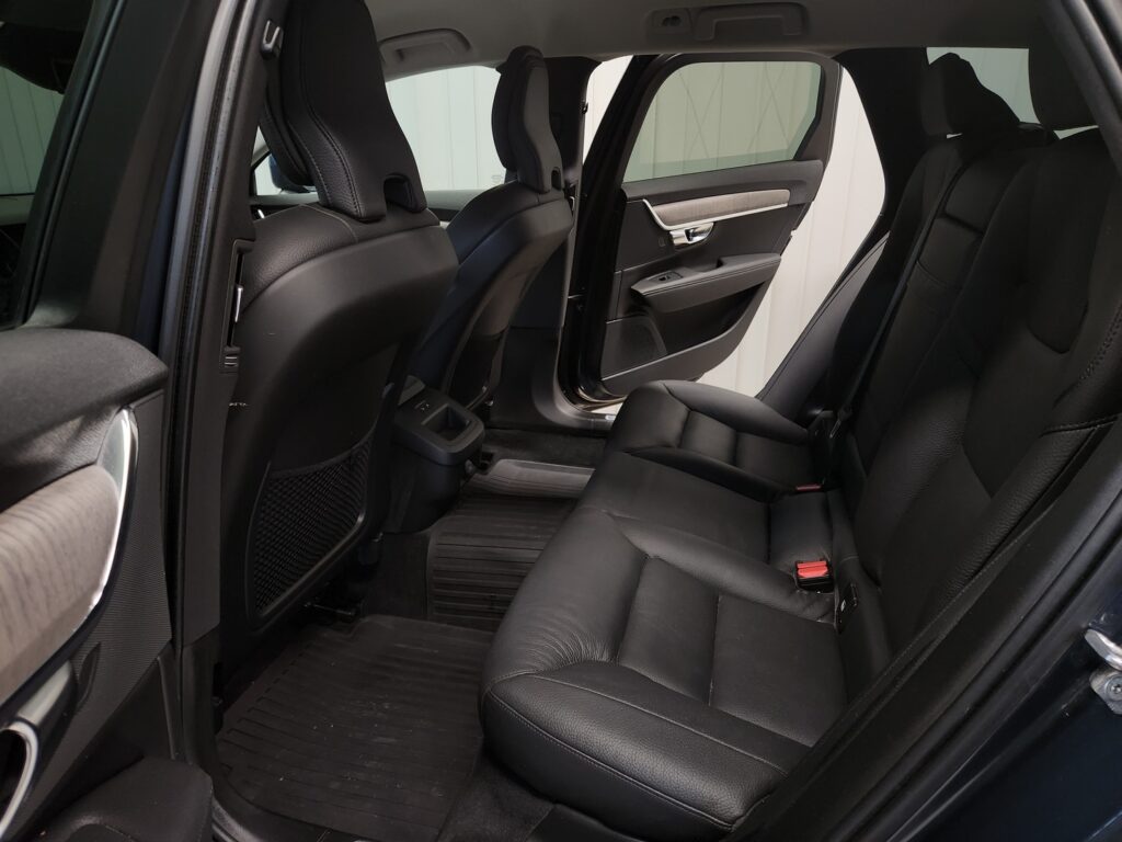 Volvo V90 Cross Country, image 7
