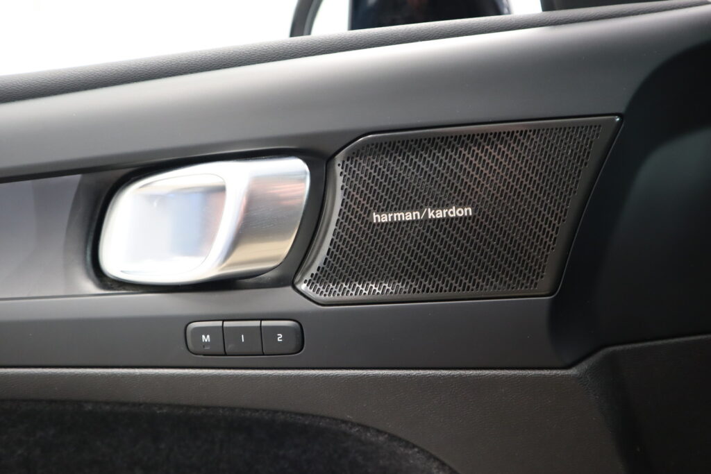 Volvo XC40, image 14