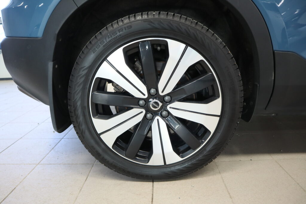 Volvo XC40, image 26