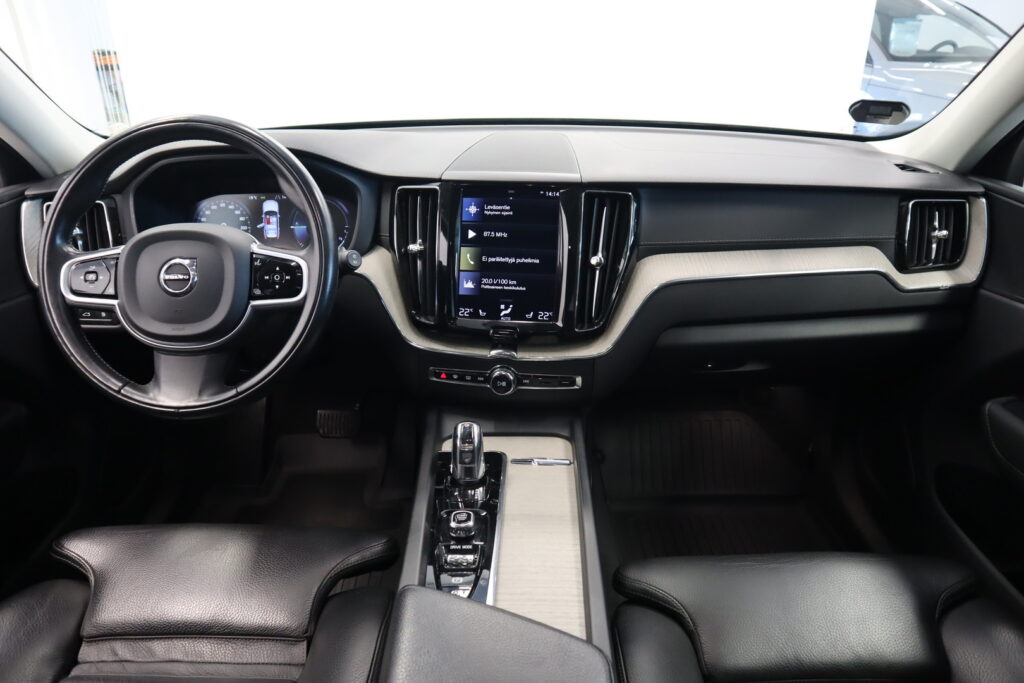 Volvo XC60, image 9