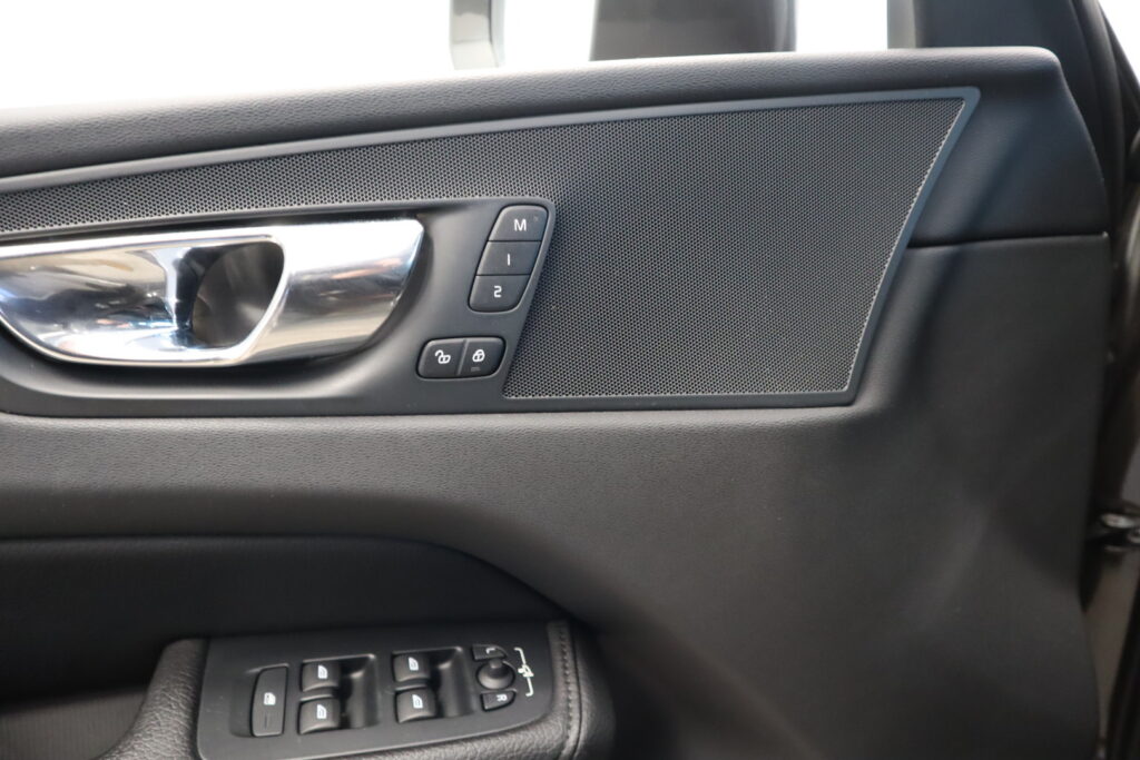 Volvo XC60, image 14