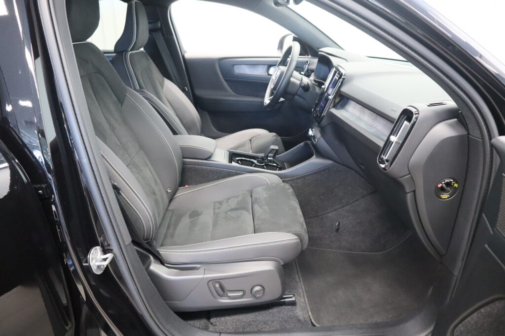 Volvo EC40, image 11