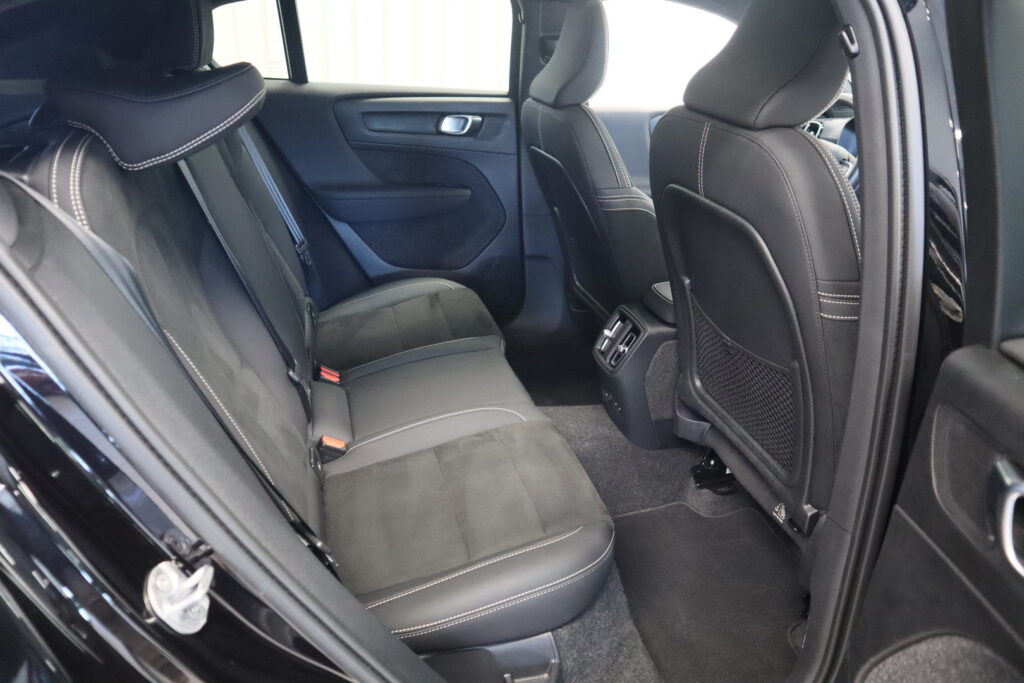 Volvo EC40, image 12