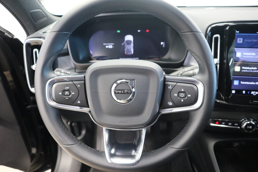 Volvo EC40, image 15