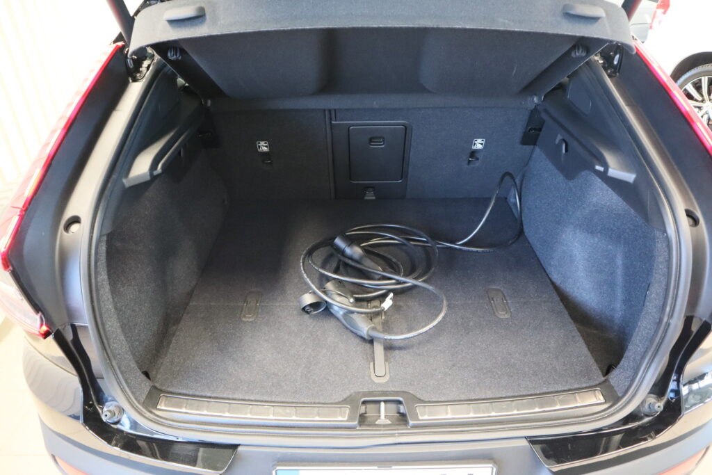 Volvo EC40, image 21