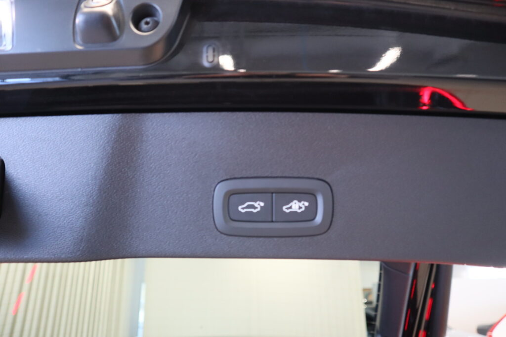 Volvo EC40, image 22