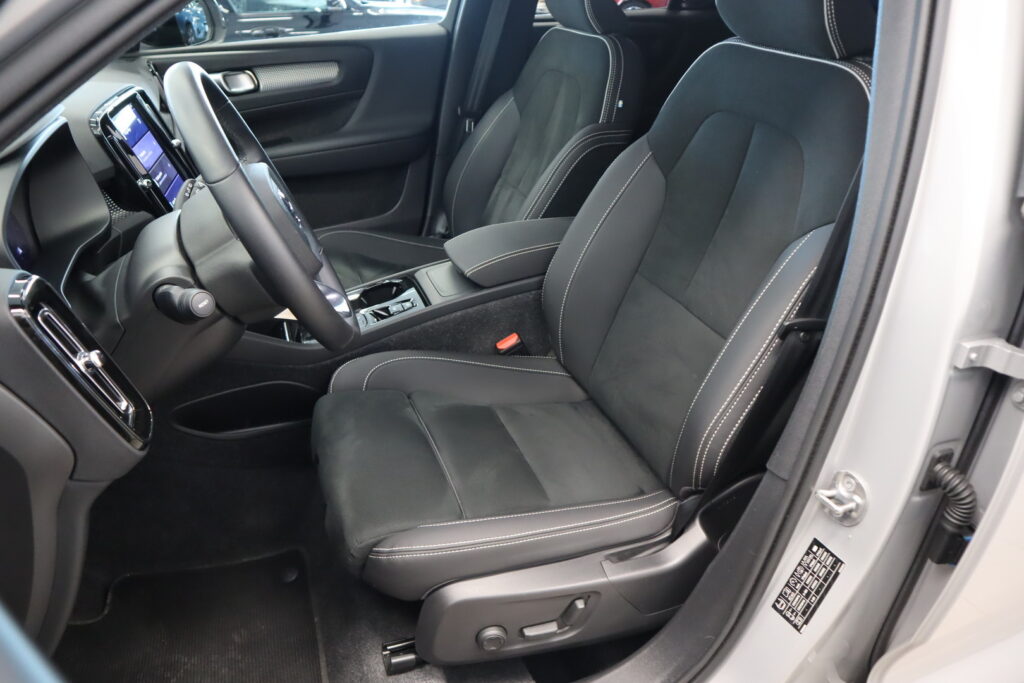 Volvo XC40, image 10