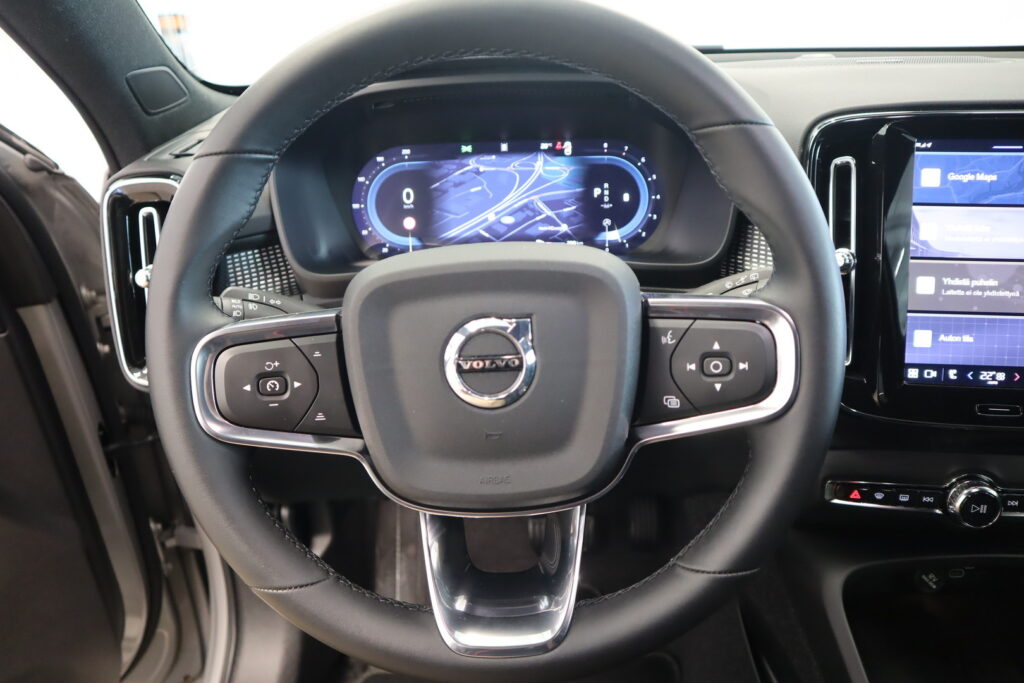 Volvo XC40, image 14